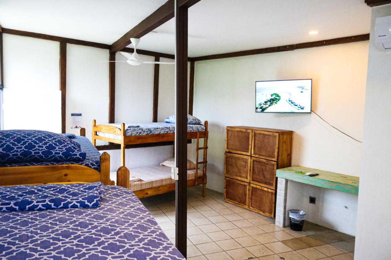 Hotel Adventure Lodge Jaco Exterior photo