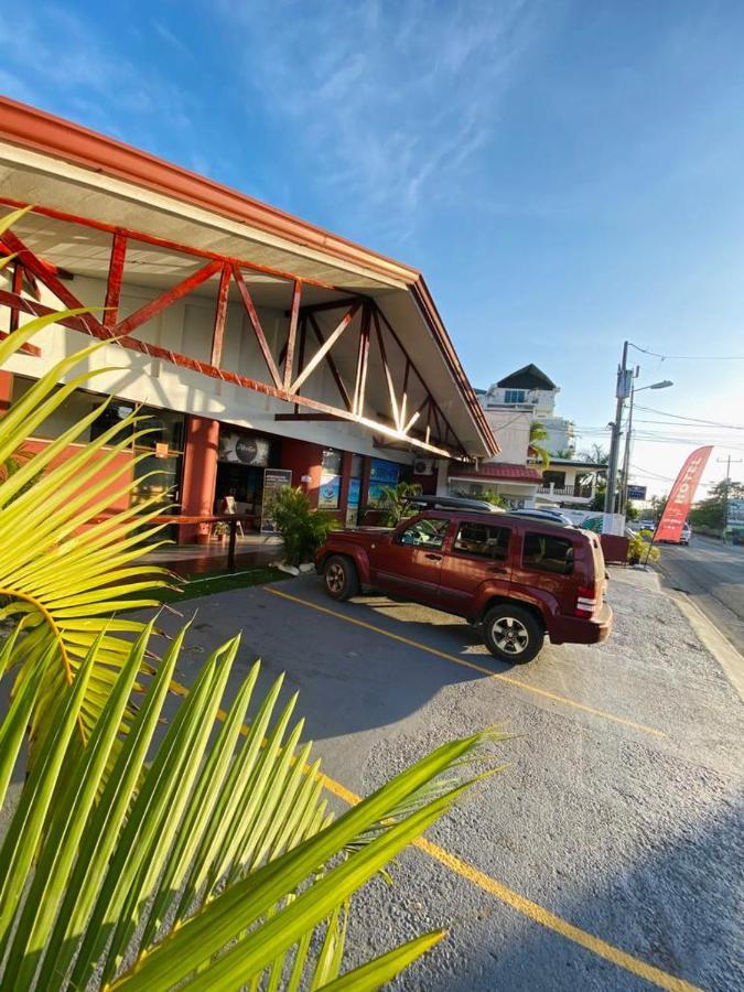Hotel Adventure Lodge Jaco Exterior photo